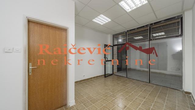Poslovni prostor, Dvosoban, Prodaja, 49m2, Voždovac, Kumodraska