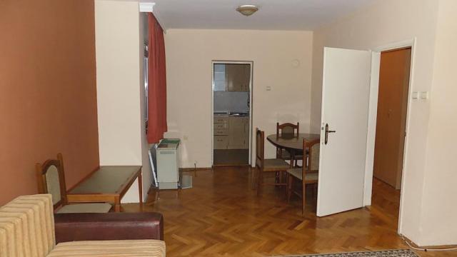 Stan, Dvosoban, Prodaja, 62m2, Paraćin