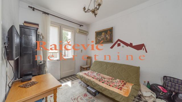 Stan, Jednoiposoban, Izdavanje, 30m2, Centar, Stari grad, Dobracina