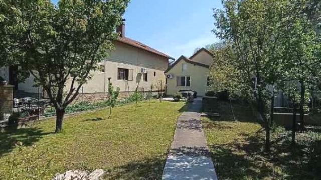 Kuća, Trosoban, Prodaja, 97m2, Kanarevo brdo, Rakovica, Beograd