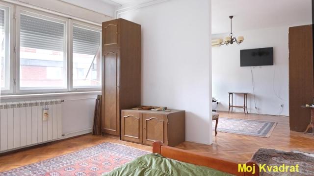 Stan, Dvosoban, Prodaja, 55m2, Kalenić pijaca, Vračar, Mileševska