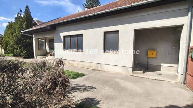 Kuća, Petosoban, Prodaja, 140m2, Širi centar, Gradska lokacija, Temerin