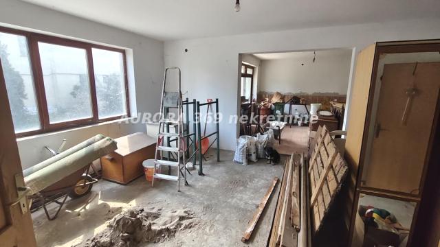 Kuća, Petosoban, Prodaja, 140m2, Širi centar, Gradska lokacija, Temerin