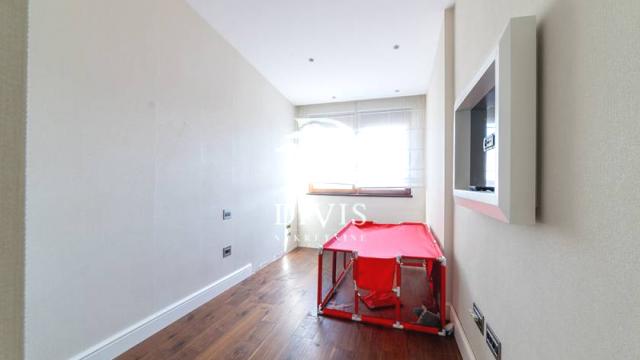 Stan, četvorosoban, Prodaja, 152m2, Hram svetog Save, Vračar, Nebojšina