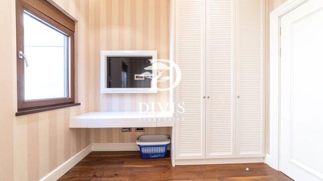 Stan, četvorosoban, Prodaja, 152m2, Hram svetog Save, Vračar, Nebojšina