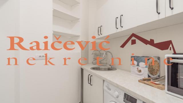 Stan, Jednosoban, Izdavanje, 30m2, Centar, Stari grad, Kapetan Misina