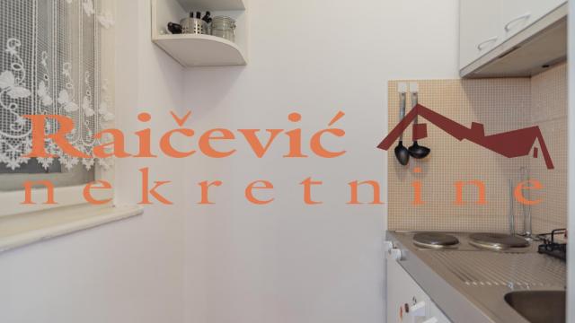 Stan, Dvosoban, Izdavanje, 60m2, Centar, Stari grad, Vase Carapica