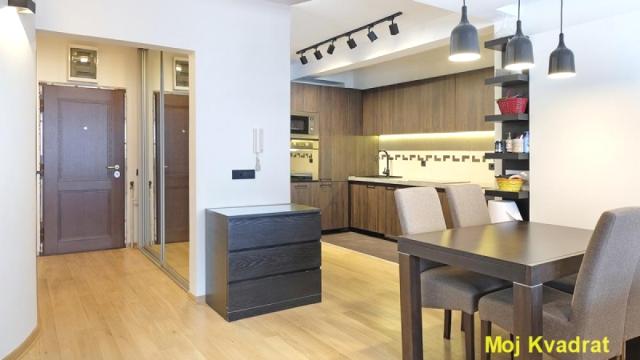 Stan, četvorosoban, Prodaja, 102m2, Crveni krst, Vračar, Golubačka