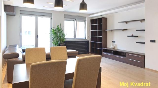 Stan, četvorosoban, Prodaja, 102m2, Crveni krst, Vračar, Golubačka