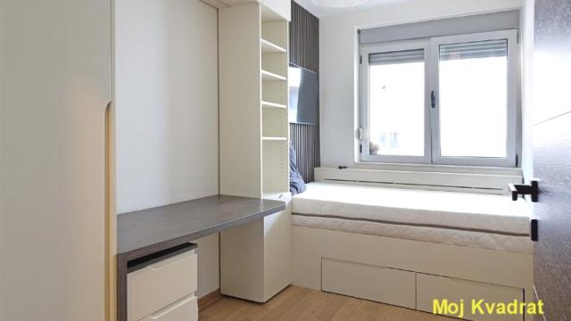 Stan, četvorosoban, Prodaja, 102m2, Crveni krst, Vračar, Golubačka