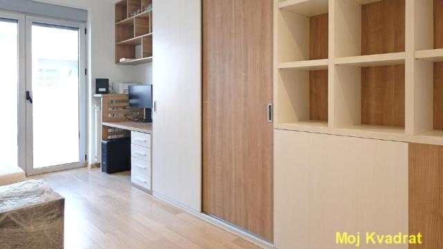 Stan, četvorosoban, Prodaja, 102m2, Crveni krst, Vračar, Golubačka