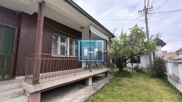 Kuća, Trosoban, Izdavanje, 97m2, Moravski Bujmir, Okolno mesto, Aleksinac