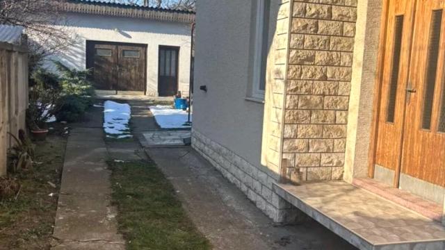 Kuća, Petosoban i veći, Prodaja, 200m2, Narodne Revolucije