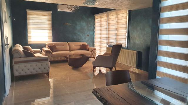 Kuća, Petosoban i veći, Prodaja, 150m2, Izletnicka