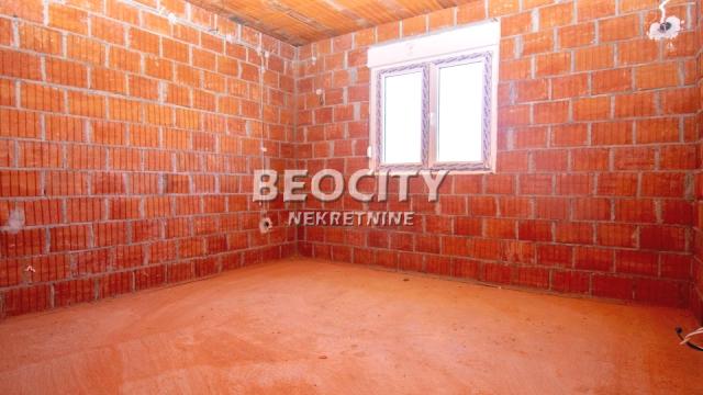 Kuća, četvorosoban, Prodaja, 100m2, Ugrinovci, Zemun, 34 nova