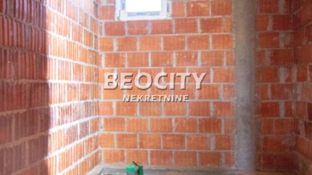 Kuća, četvorosoban, Prodaja, 100m2, Ugrinovci, Zemun, 34 nova