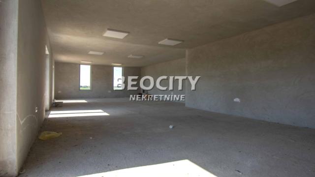 Poslovni prostor, Jednosoban, Izdavanje, 180m2, Ugrinovci, Zemun, Partizanska 13 deo