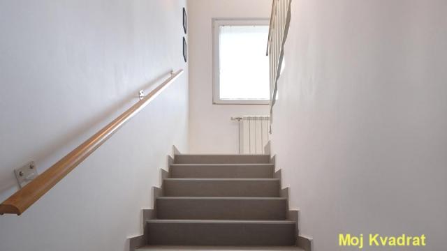 Kuća, Trosoban, Prodaja, 145m2, Bioskop Voždovac, Voždovac, Isidore Sekulić