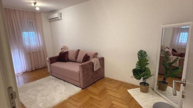 Stan, Trosoban, Izdavanje, 83m2, Naselje Stepa Stepanović, Voždovac, Generala Štefanika