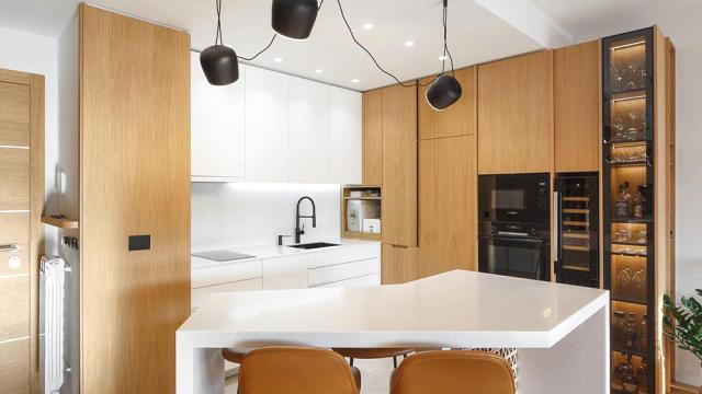 Stan, Trosoban, Prodaja, 86m2, Kneza Miloša