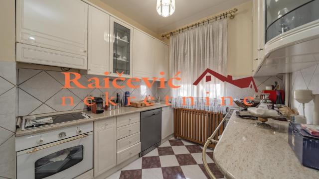 Kuća, Prodaja, 273m2, Braće Jerković, Voždovac, Milovana Jankovica