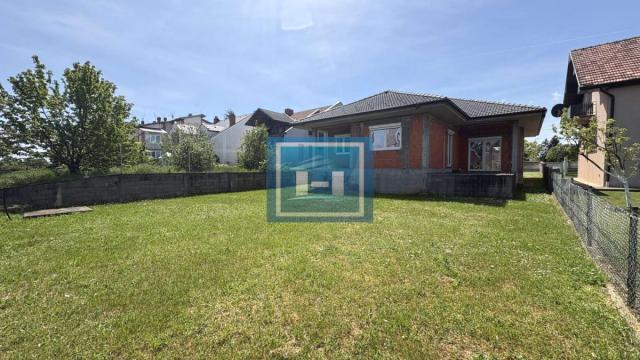 Kuća, Petosoban, Prodaja, 170m2, Budžino brdo, Gradska lokacija, Jagodina