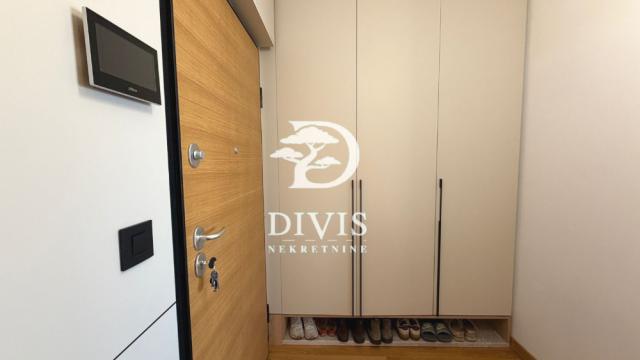 Stan, četvorosoban, Prodaja, 115m2, Cara Dušana