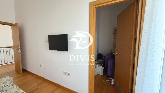 Stan, četvorosoban, Prodaja, 115m2, Cara Dušana