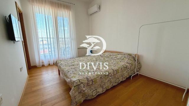 Stan, četvorosoban, Prodaja, 115m2, Cara Dušana