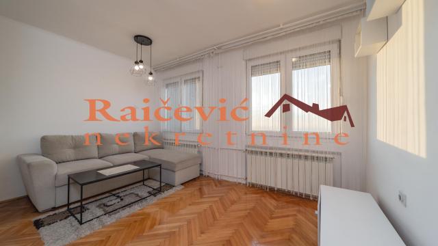 Stan, Garsonjera, Prodaja, 26m2, Julino brdo, Čukarica, Porucnika Spasica i Masere