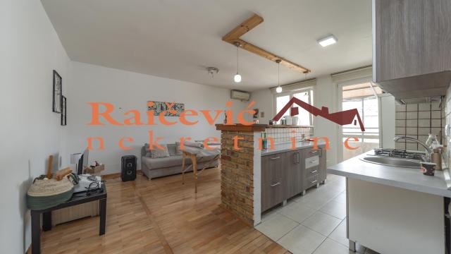 Stan, četvorosoban, Prodaja, 93m2, Karaburma, Palilula, Dr Drage Ljocic