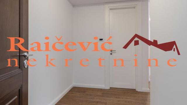 Stan, Dvoiposoban, Prodaja, 71m2, Čubura, Vračar, Nikolaja Hartviga