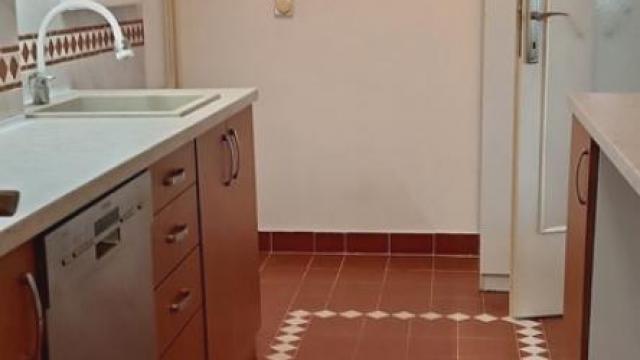 Stan, Trosoban, Izdavanje, 76m2, Banovo brdo, Čukarica, Karpoševa