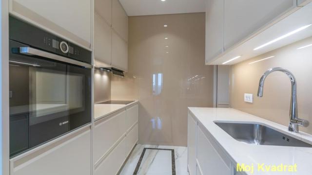 Stan, četvorosoban, Prodaja, 167m2, Blok 9a, Novi Beograd, Džona Kenedija