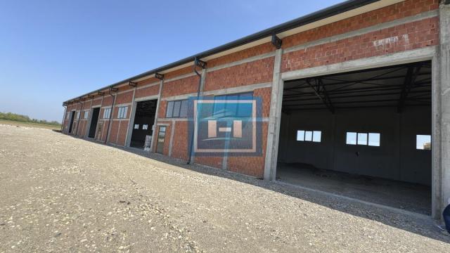Poslovni prostor, Izdavanje, 110m2, Jagodina