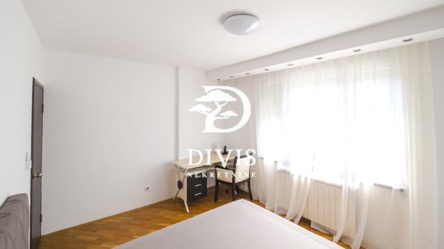 Stan, Trosoban, Izdavanje, 91m2, Vojvode Stepe