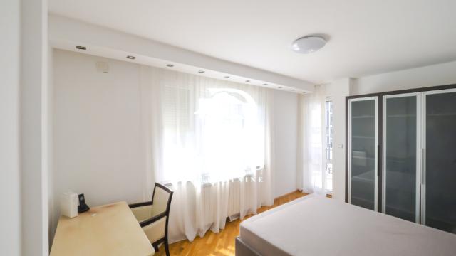 Stan, Trosoban, Izdavanje, 91m2, Vojvode Stepe