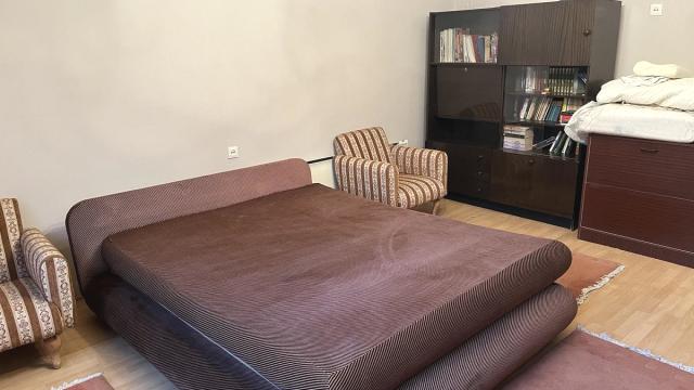 Kuća, Trosoban, Prodaja, 181m2, Ugrinovačka