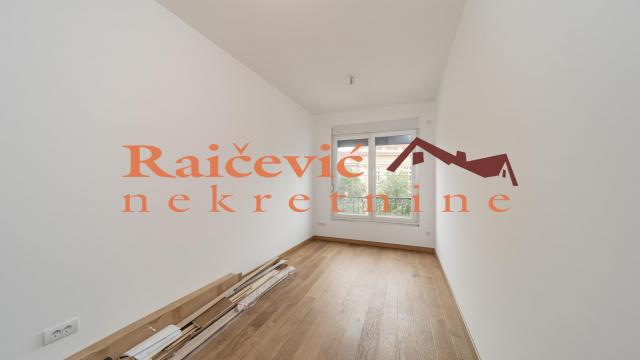 Stan, Trosoban, Prodaja, 92m2, Čubura, Vračar, Sumatovacka