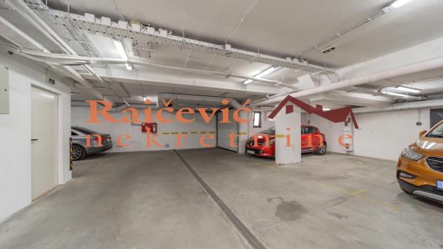 Stan, Trosoban, Prodaja, 92m2, Čubura, Vračar, Sumatovacka