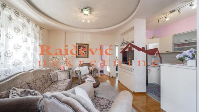 Stan, Dvoiposoban, Prodaja, 68m2, Gornji grad, Zemun, Dragana Rakica