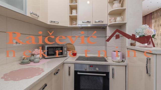 Stan, Dvoiposoban, Prodaja, 68m2, Gornji grad, Zemun, Dragana Rakica