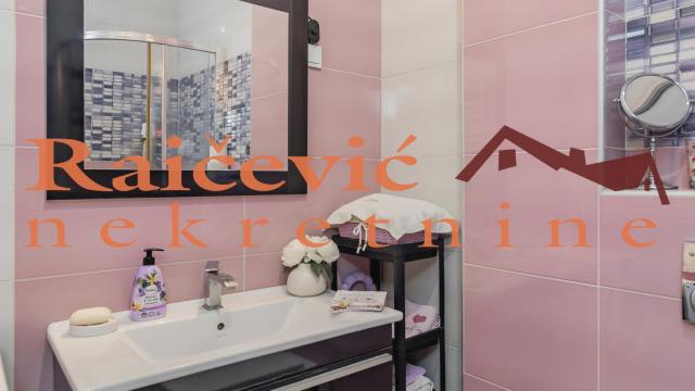 Stan, Dvoiposoban, Prodaja, 68m2, Gornji grad, Zemun, Dragana Rakica