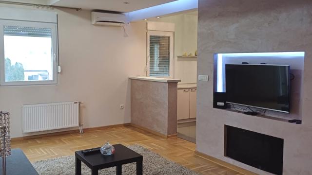 Stan, Trosoban, Prodaja, 84m2, Gornji grad, Zemun, Dragana Rakica