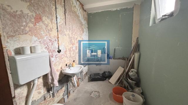 Kuća, Dvosoban, Prodaja, 89m2, Centar, Gradska lokacija, Jagodina