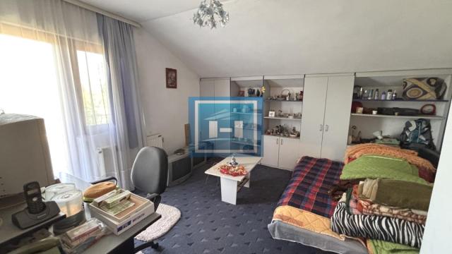 Kuća, Petosoban, Prodaja, 130m2, Sarina Medja, Gradska lokacija, Jagodina