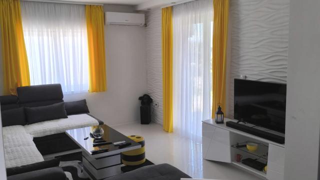 Kuća, Petosoban i veći, Prodaja, 280m2, Sajlovo, Novi Sad, Gornje Sajlovo