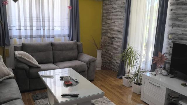 Kuća, Petosoban i veći, Prodaja, 280m2, Sajlovo, Novi Sad, Gornje Sajlovo