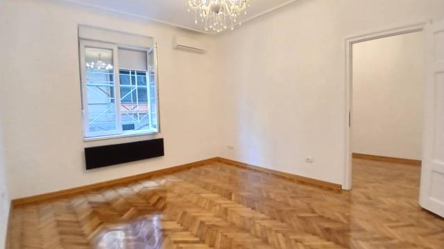 Stan, Dvosoban, Izdavanje, 50m2, Generala Lešnjanina