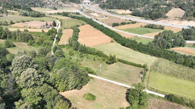 Kuća, Petosoban i veći, Prodaja, 130m2, Dići, Okolno mesto, Dici